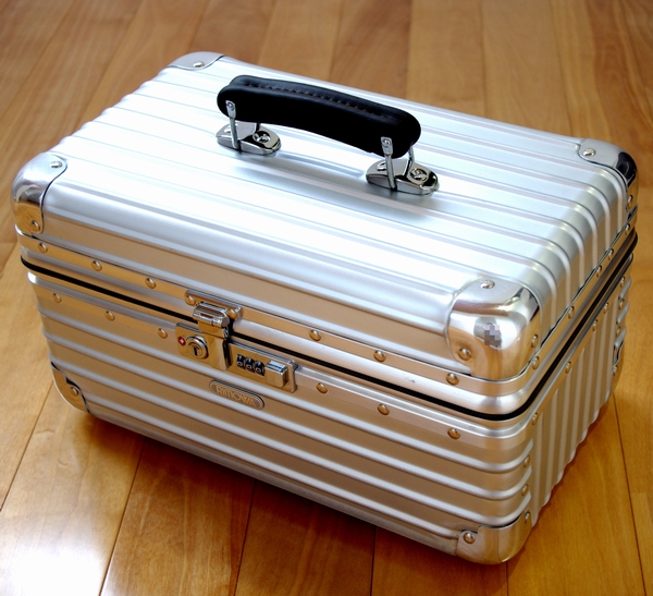 ⭐︎希少・廃盤モデル⭐︎ RIMOWA（リモワ）104L 四輪 クラシック